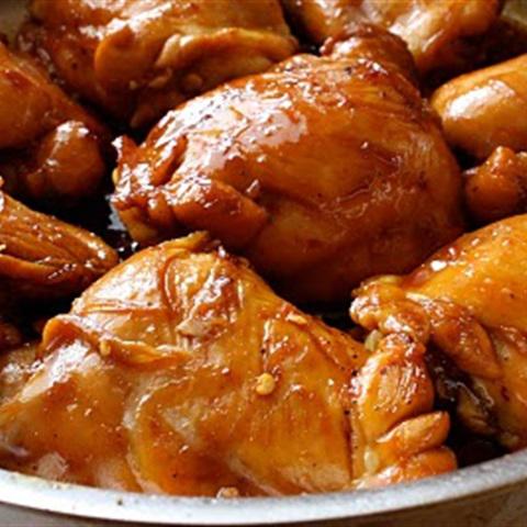 Cách làm thịt gà kho gừng