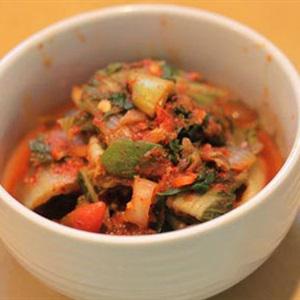 Cách làm thịt gà kho kim chi