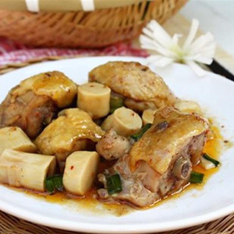 Cách làm thịt gà kho măng