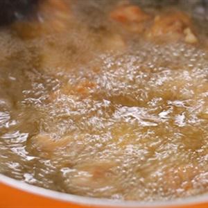 Cách làm thịt gà tẩm bột chiên giòn