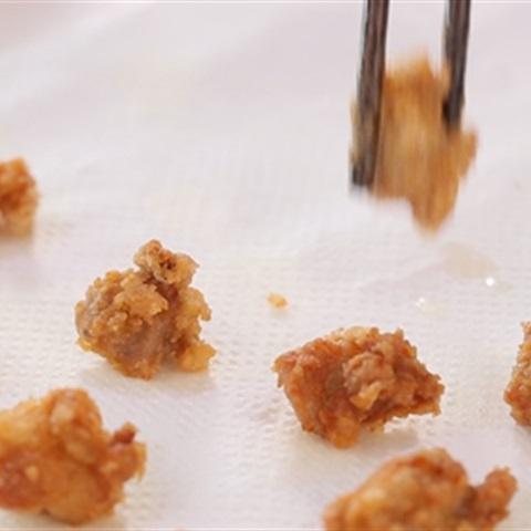 Cách làm thịt gà tẩm bột chiên giòn
