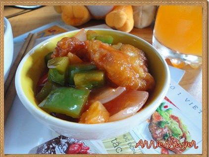 Thịt gà xào chua ngọt