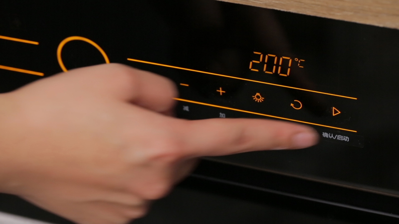 Thịt gà xào củ hoa ly và mướp độc đáo, thơm ngon