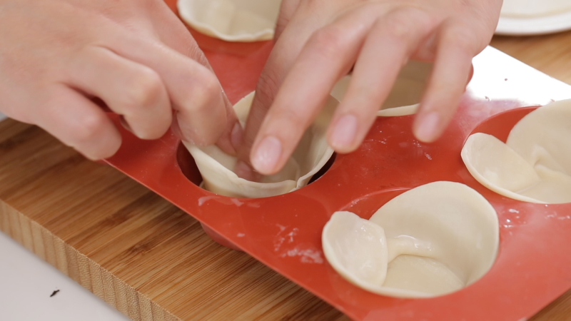 Thịt gà xào củ hoa ly và mướp độc đáo, thơm ngon