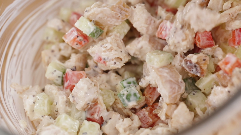 Thịt gà xào củ hoa ly và mướp độc đáo, thơm ngon