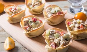 Thịt gà xào củ hoa ly và mướp độc đáo, thơm ngon