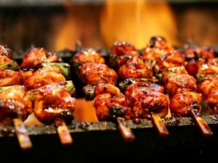 Thịt gà xiên nướng