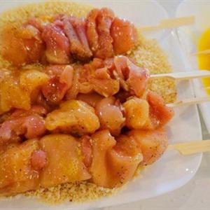 Cách làm thịt gà xiên tẩm bột nướng