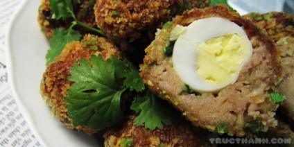 Thịt heo bọc trứng cút chiên