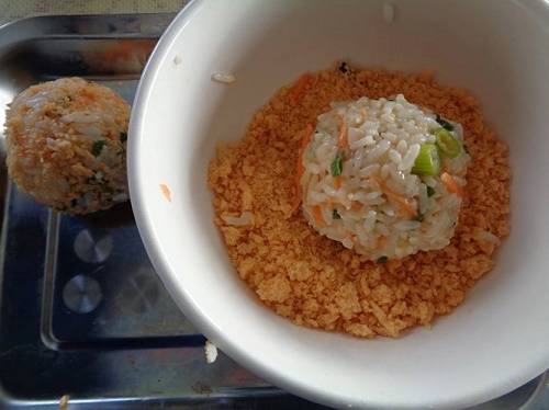 Thịt heo chiên cốm công thức mới giòn rụm, ăn là mê