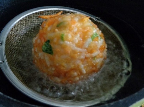 Thịt heo chiên cốm công thức mới giòn rụm, ăn là mê