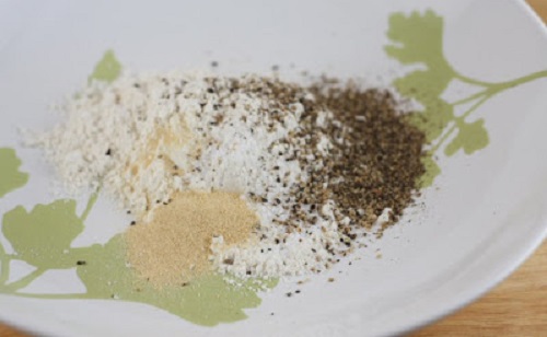 Thịt heo chiên nước mắm thấm vị, đưa cơm vèo vèo