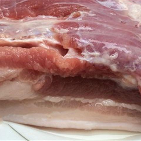 Cách làm thịt heo cuộn hấp