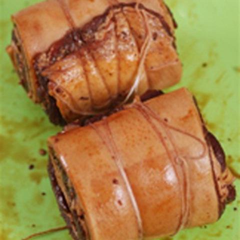 Cách làm thịt heo cuộn hấp