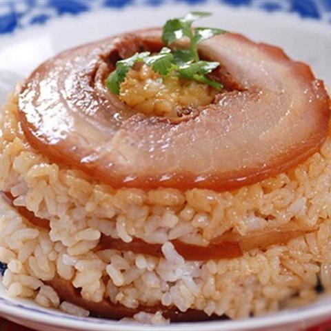 Cách làm thịt heo cuộn hấp