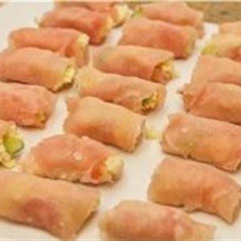 Cách làm thịt heo cuộn khoai tây chiên