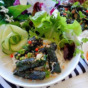 Cách làm thịt heo cuốn lá lốt