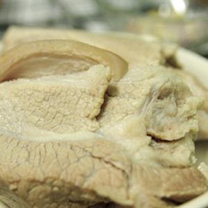 Cách làm thịt heo hấp bằng lò vi sóng