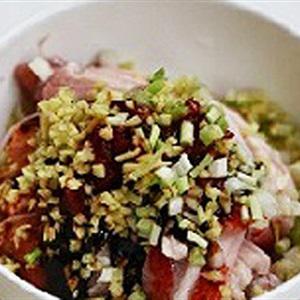 Cách làm thịt heo hấp khoai môn