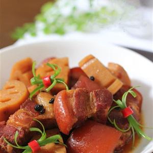 Cách làm thịt kho củ sen