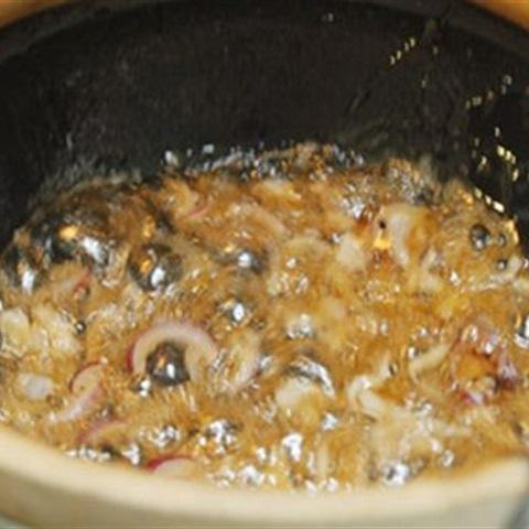 Cách làm thịt heo kho đậu phộng