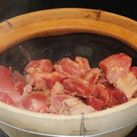 Cách làm thịt heo kho đậu phộng