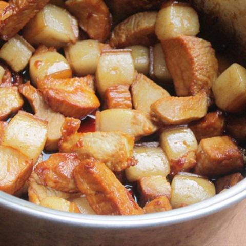 Cách làm thịt heo kho trứng gà