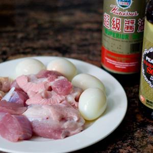 Cách làm thịt heo kho trứng