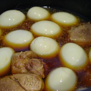 Cách làm thịt heo kho với trứng