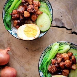 Cách làm thịt heo om trứng