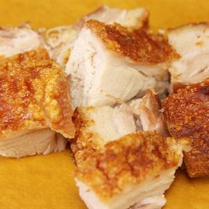 Cách làm thịt heo quay om bí đao