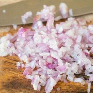 Cách làm thịt heo ram mật ong