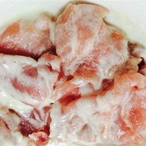 Cách làm thịt heo thăn chiên xù