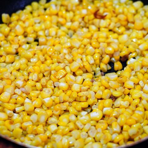 Cách làm thịt heo xào bắp mỹ