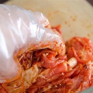 Cách làm thịt heo xào cay