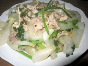 Thịt heo xào hành tây