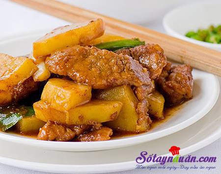 Thịt heo xào khoai tây cực ngon