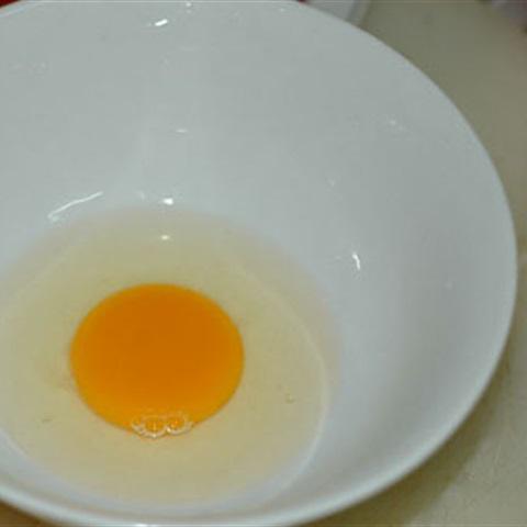 Cách làm thịt heo xào lá chanh