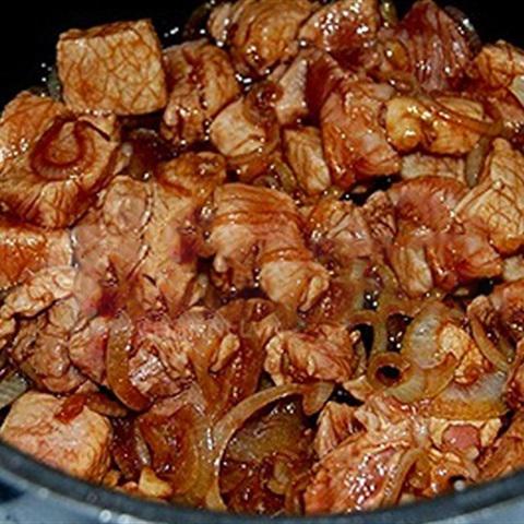 Cách làm thịt heo xào tẩm mè
