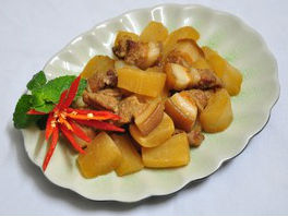 Thịt kho củ cải