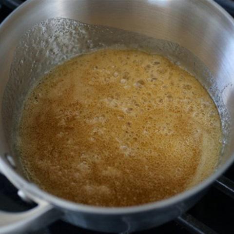 Cách làm thịt kho cùi dừa