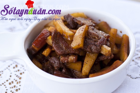 Thịt kho dừa đậm đà đưa cơm