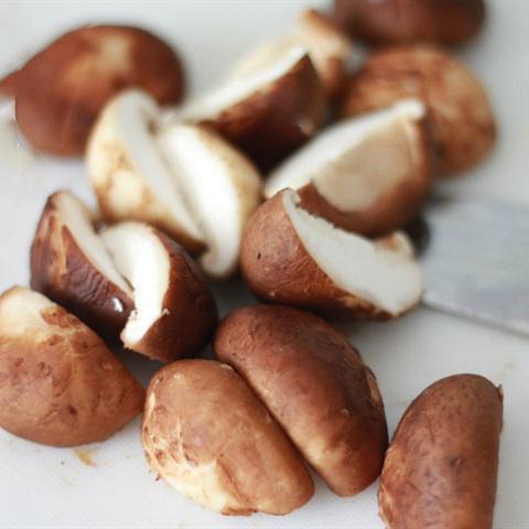 Cách làm thịt kho nấm