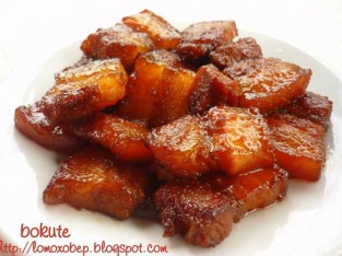 Thịt kho nước cốt dừa