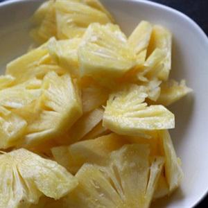 Cách làm thịt kho trái thơm