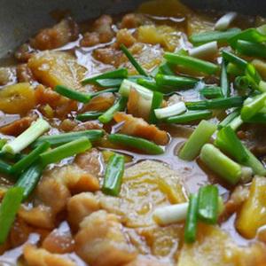 Cách làm thịt kho trái thơm