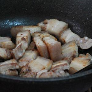 Cách làm thịt kho trứng