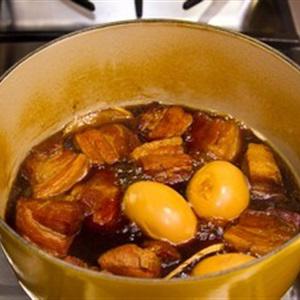 Cách làm thịt kho trứng kiểu Nhật