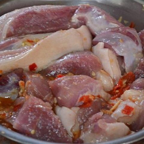 Cách làm thịt kho trứng nước dừa