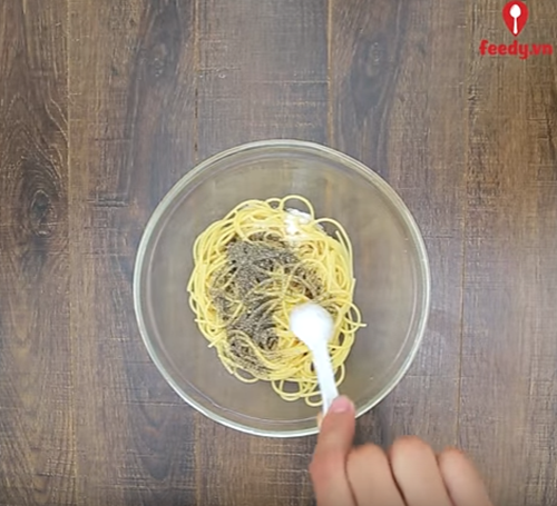 Thịt lợn chiên táo vàng ruộm, ngon ngon giòn giòn